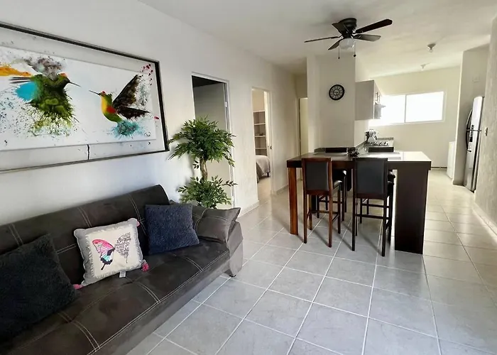Comodo En Planta Baja, Alberca A 20 Pasos, Modelo Ano 2023 * Playa del Carmen